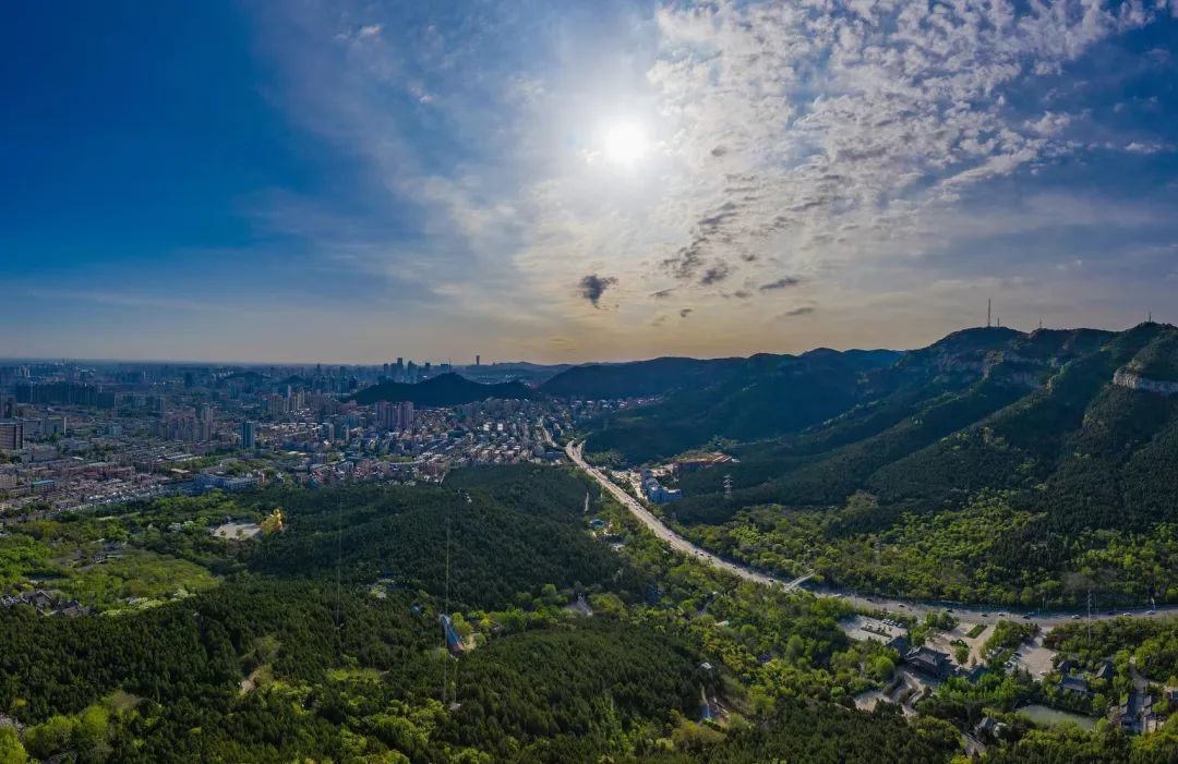 居旅游路贵脉，济南海德堡圈定城市高光尊位