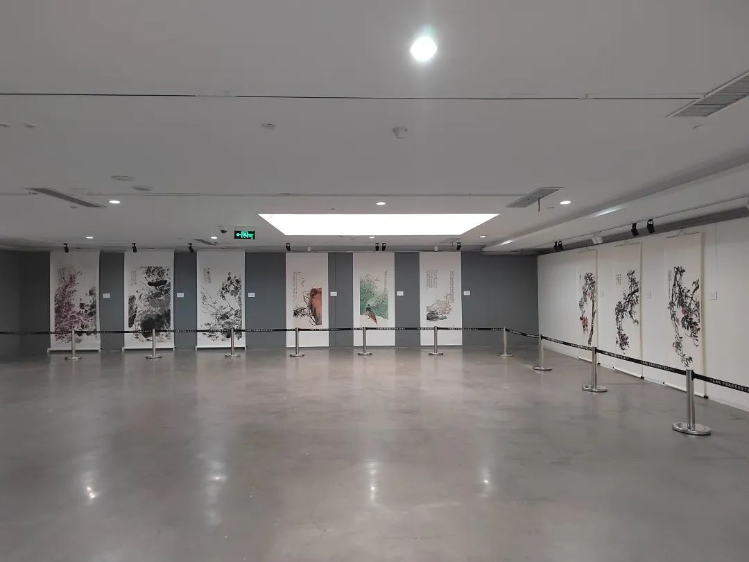 “美尽东南——福建花鸟画名家作品邀请展”在宁波开展