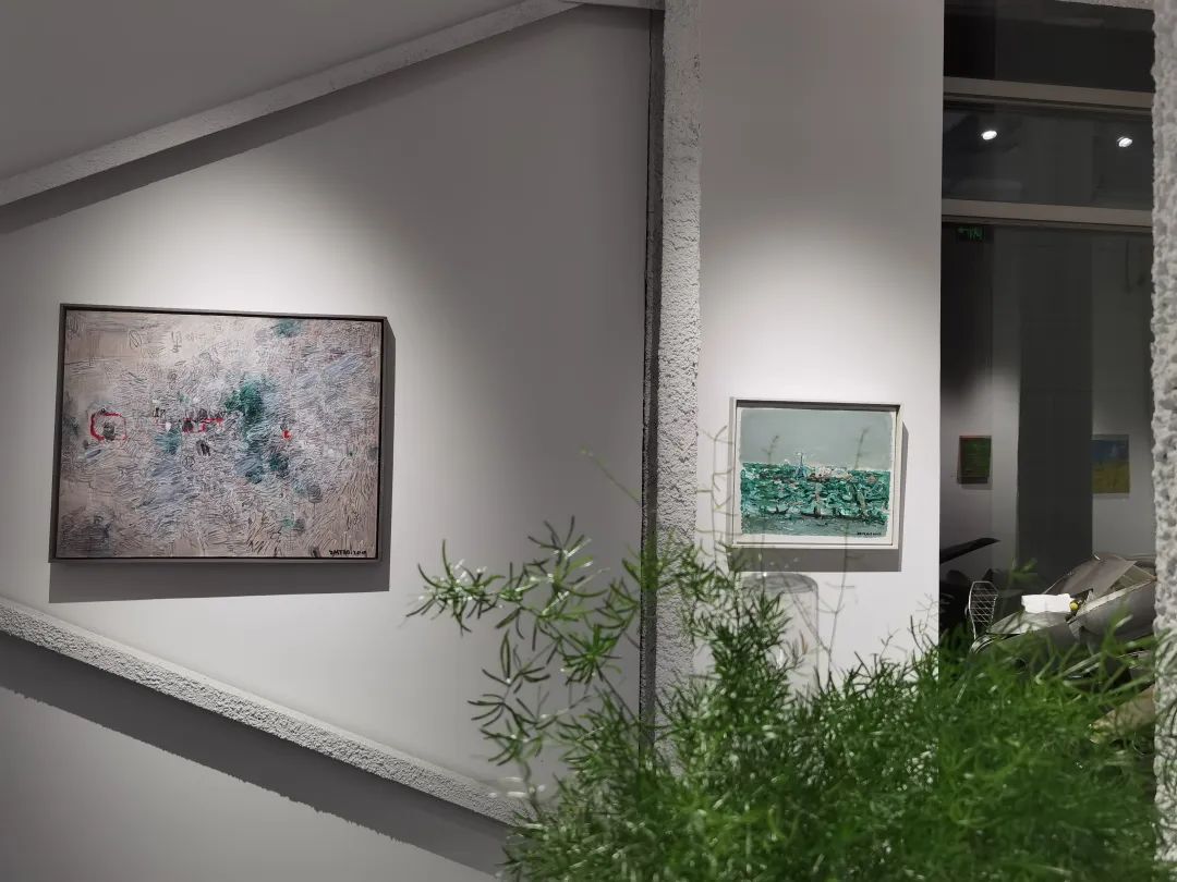 “匆匆一瞥的图像——朱明弢个展”在北京千年时间画廊展出