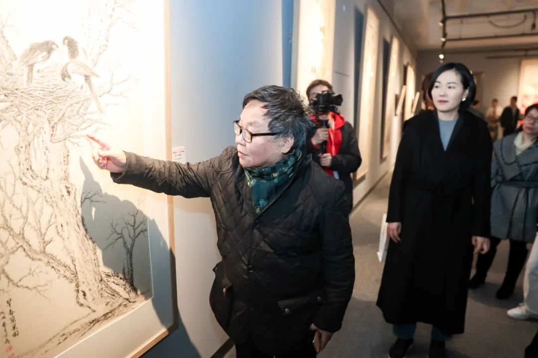 “魅力红谷——两代琢墨•丁杰／丁鼎父女中国画展”在南昌隆重开幕