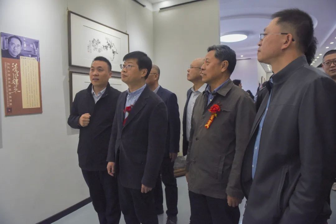 ​清风徐来·大美墨韵——当代中国画名家扇面邀请展暨德艺轩艺术馆开馆典礼在青岛即墨盛大举行