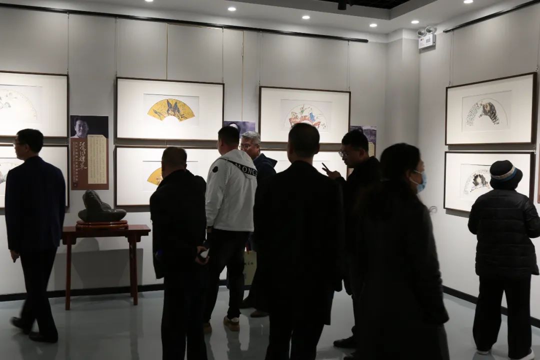 ​清风徐来·大美墨韵——当代中国画名家扇面邀请展暨德艺轩艺术馆开馆典礼在青岛即墨盛大举行