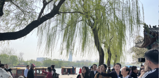 “谁不说咱家乡好！”韩美林回老家直言：“济南很美、变化太大了”