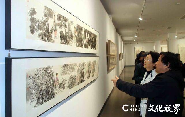 “与时舒卷——徐惠泉美术作品展”昨日在苏州开展