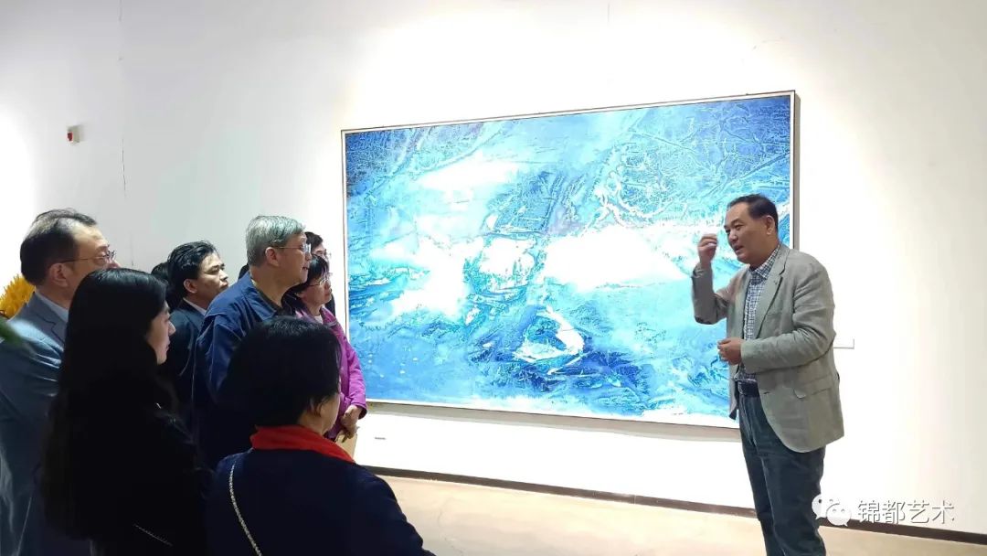 “T抽象——烟雨霜凝2023锦都”展在北京开幕