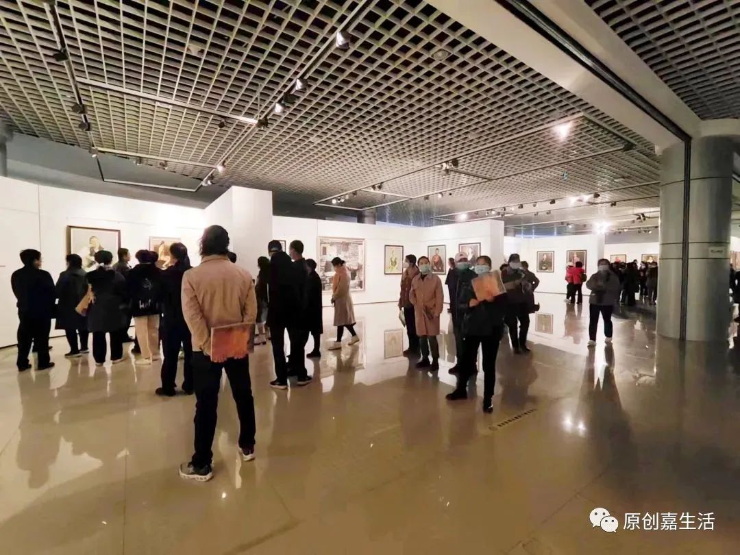 “丹青溢彩·荣归故里——房建平油画作品展”在嘉峪关隆重开展