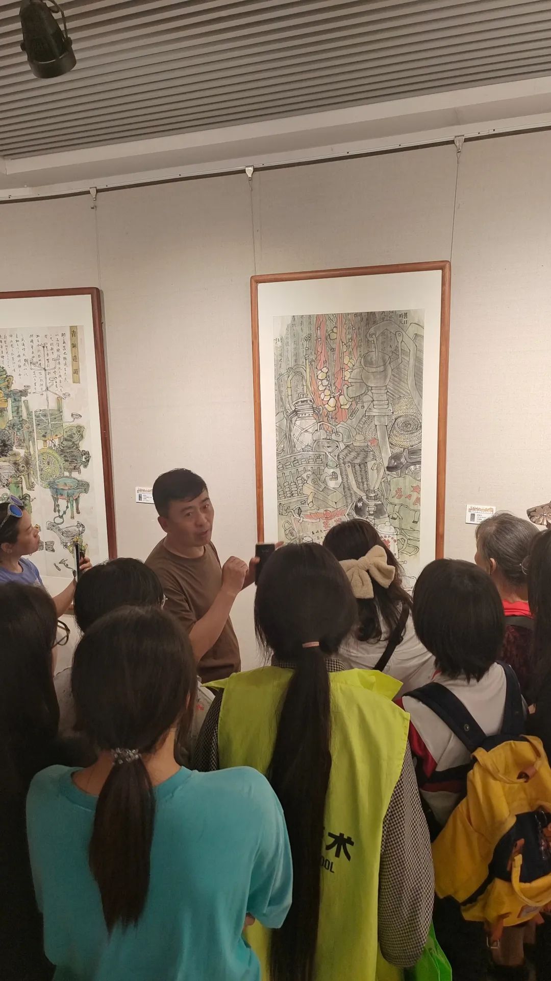 “与艺同行——吉林市画院画家作品展”在珠海隆重开幕