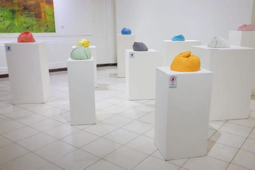 张思永策展，“跨越与融通”中国当代艺术展在萨尔瓦多首都盛大举办