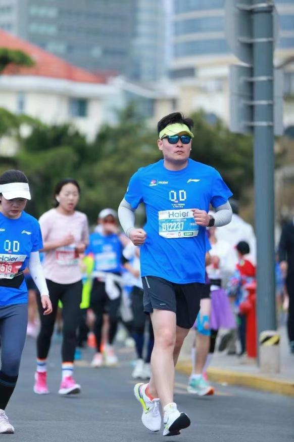 挑战极限，筑梦未来——康桥跑团激情开跑海尔·2023青岛马拉松