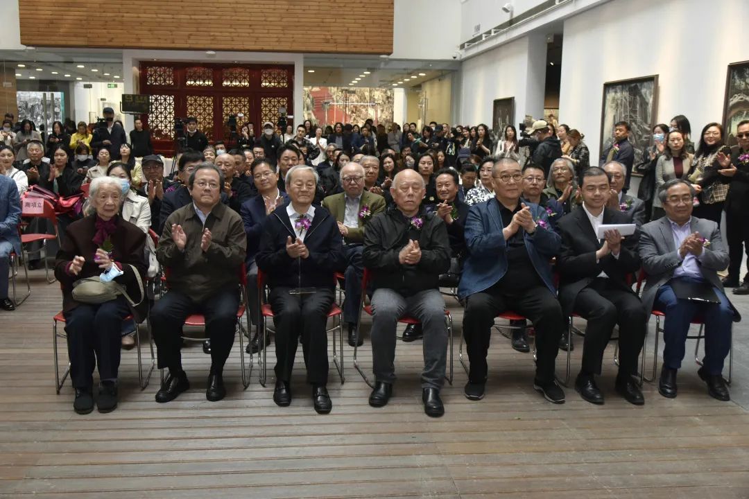 “风雅颂一一李当岐绘画作品展”在清华大学美术学院美术馆开幕