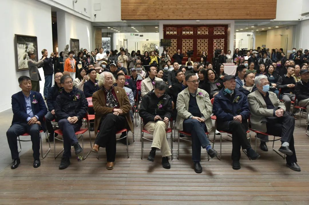 “风雅颂一一李当岐绘画作品展”在清华大学美术学院美术馆开幕