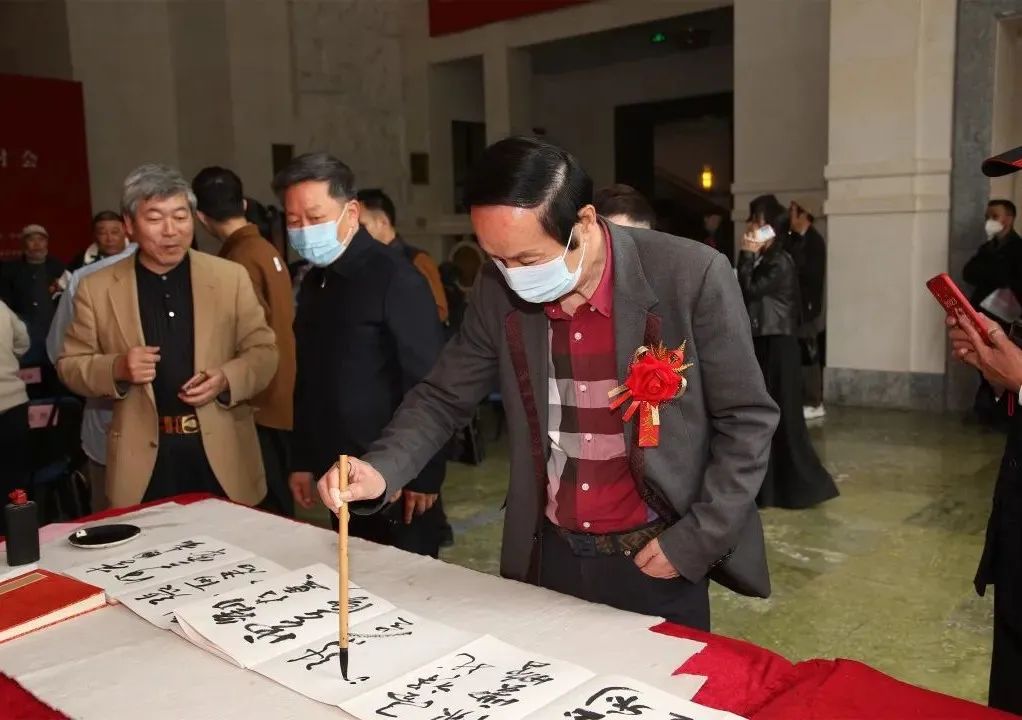 “怀古创新”萧维永晋京画展暨学术研讨会在北京成功举办