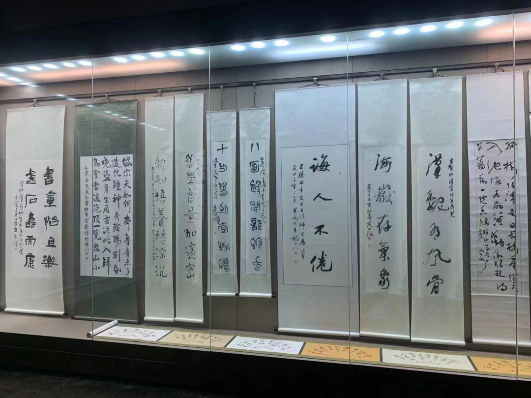 “翰墨泉韵——滕西奇教授师汉堂师生书画展”在济南启幕