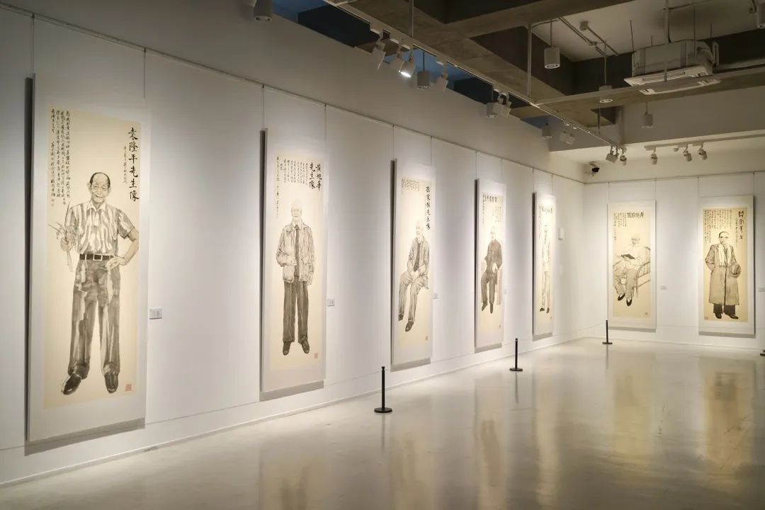 “百年风华——荷生刘波主题画展”在重庆开幕，展期至5月26日