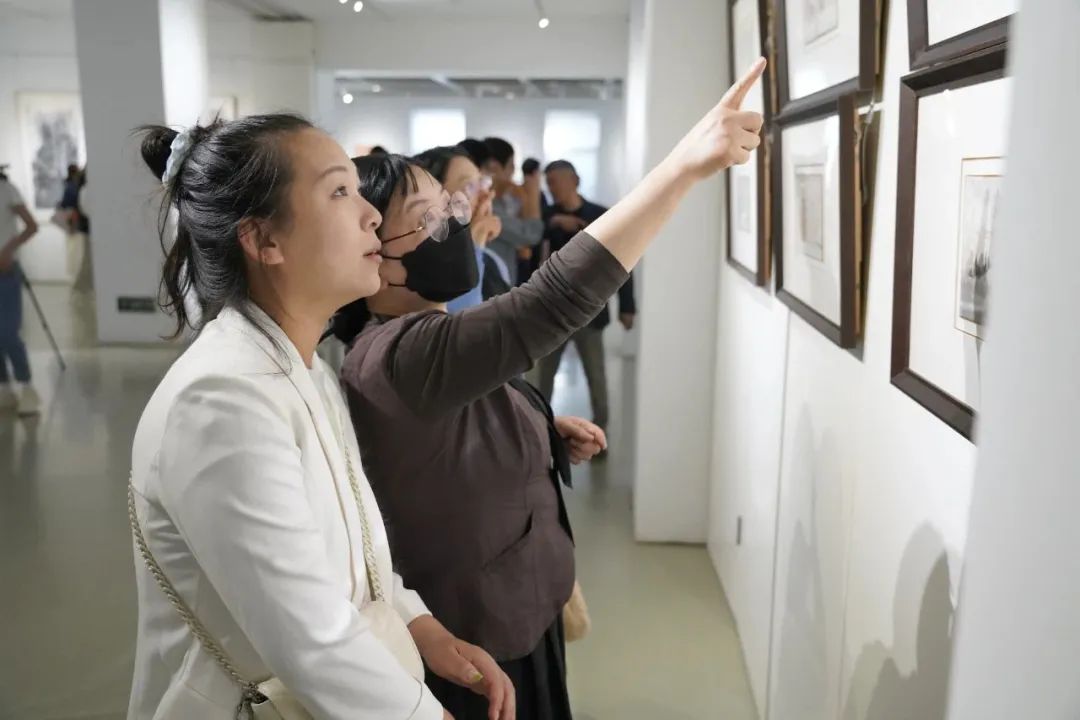 “山水万象——中国艺术研究院国画院山水工作室作品展”在京举行，展期至5月22日