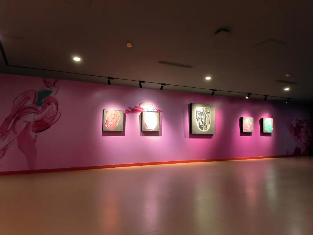 “墨语·千江月——张江舟艺术展”在书画频道美术馆隆重开幕