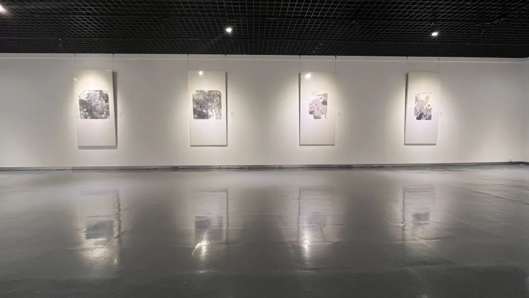 “朦胧·墨像——潘小明国画作品展”在顺德黄连画家艺术村开展