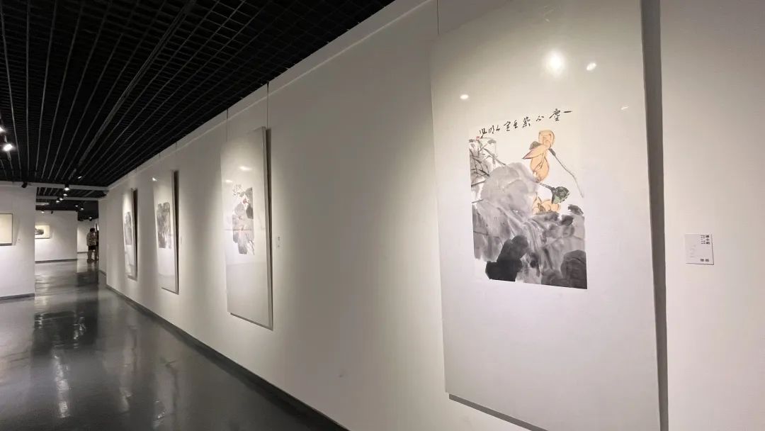 “朦胧·墨像——潘小明国画作品展”在顺德黄连画家艺术村开展