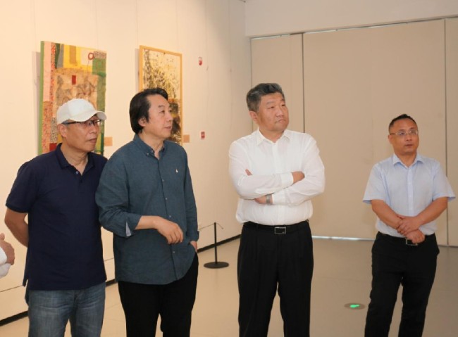 “汲古通今 明德见性——李济民绘画教学研究展”在济南开幕