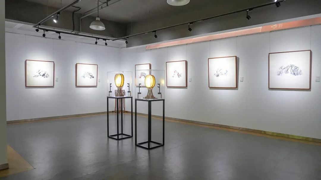 “但见清风——阴澍雨扇面作品展”在山东云龙美术馆展出