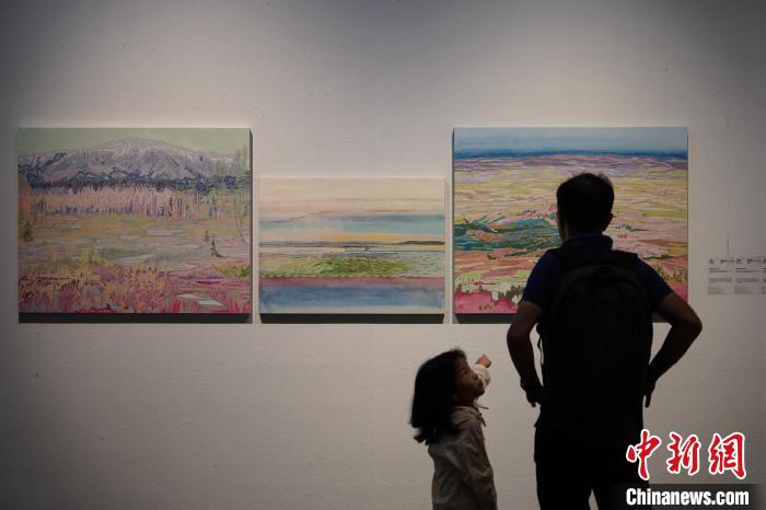 以“格物·开新”为主题，中日韩116位艺术家作品在贵阳市展出