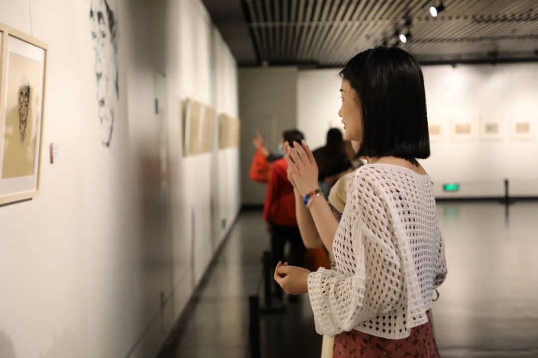 “神气如虹——蔡超中国画作品展”在宜春美术馆隆重开幕