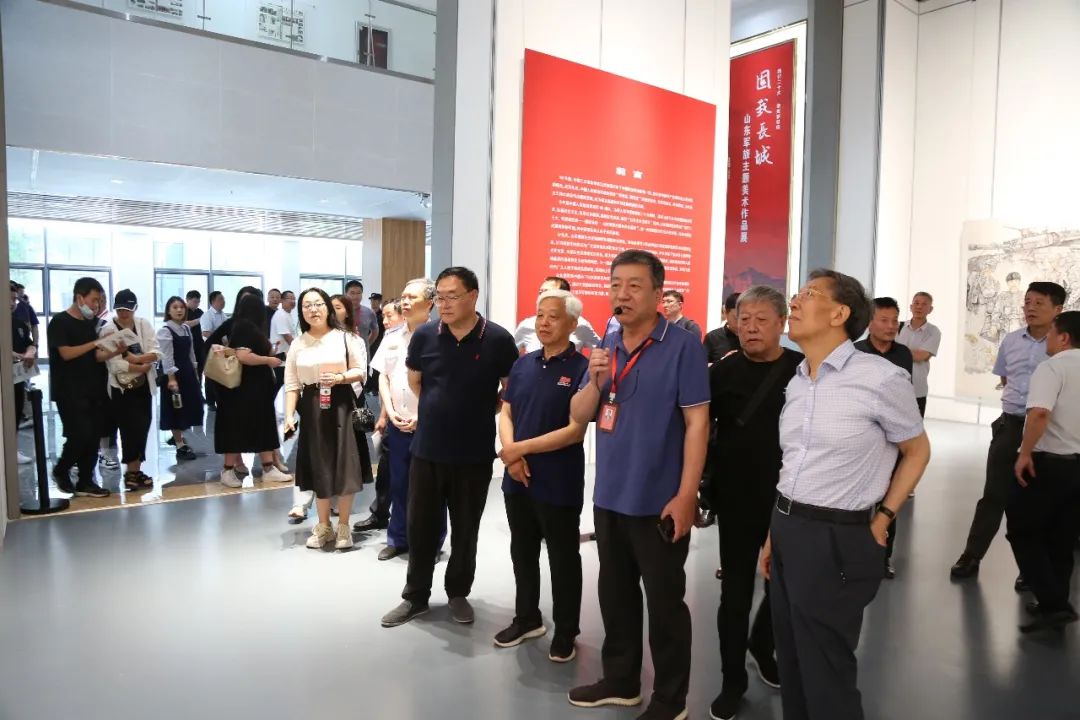 “践行二十大 奋进新征程——固我长城·山东军旅主题美术作品展”开幕