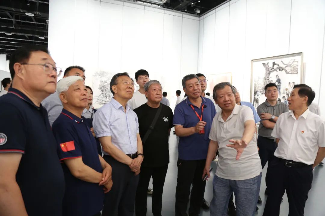 “践行二十大 奋进新征程——固我长城·山东军旅主题美术作品展”开幕