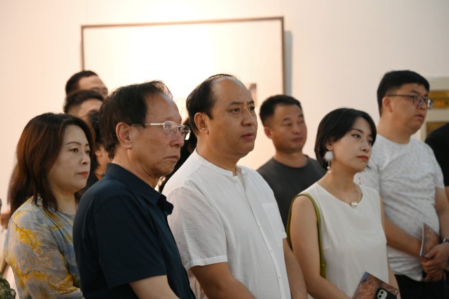 “积健为雄——杨毅柳水彩艺术展”在西安开幕，二百多幅精彩水彩画作展出