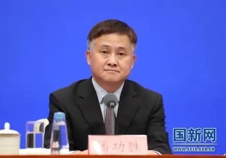 两位正部级官员同日上任，均为中国人民银行货币政策委员会委员