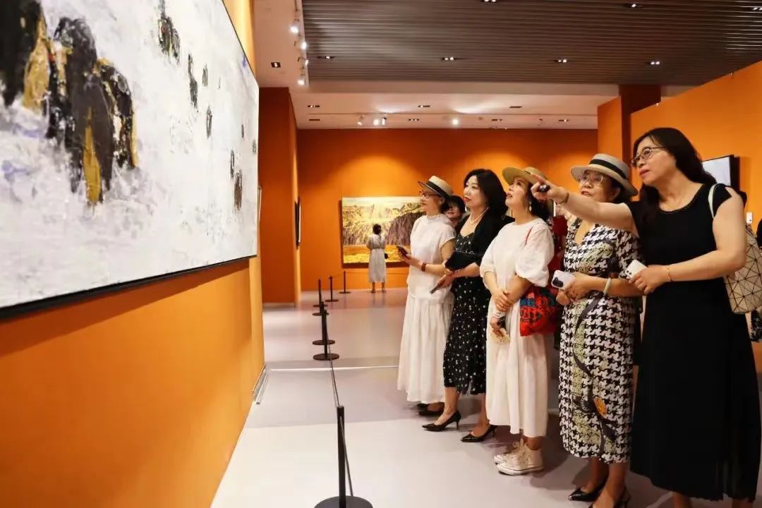 “天下黄河——中国百名油画家主题作品展”全国巡展第十站在乌海市开幕