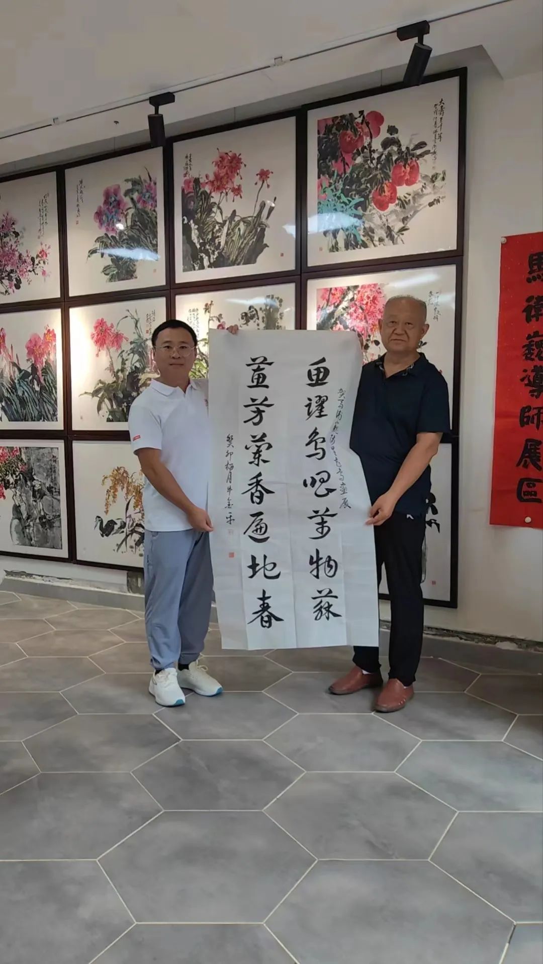 “万物回春·马卫巍大写意花鸟画师生作品展”在长垣市友谊美术馆开幕