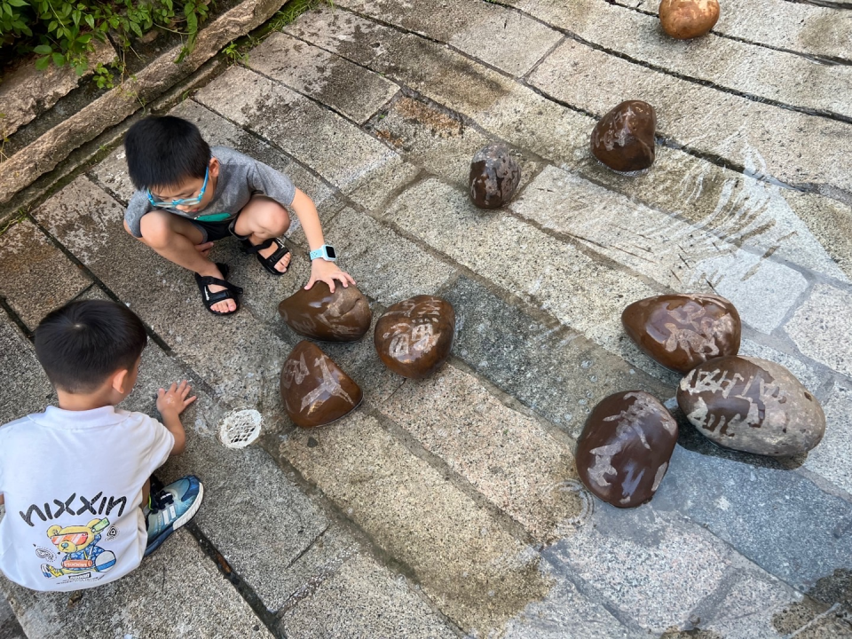 “等待一场雨”——邱志杰：我在南头古城写了什么