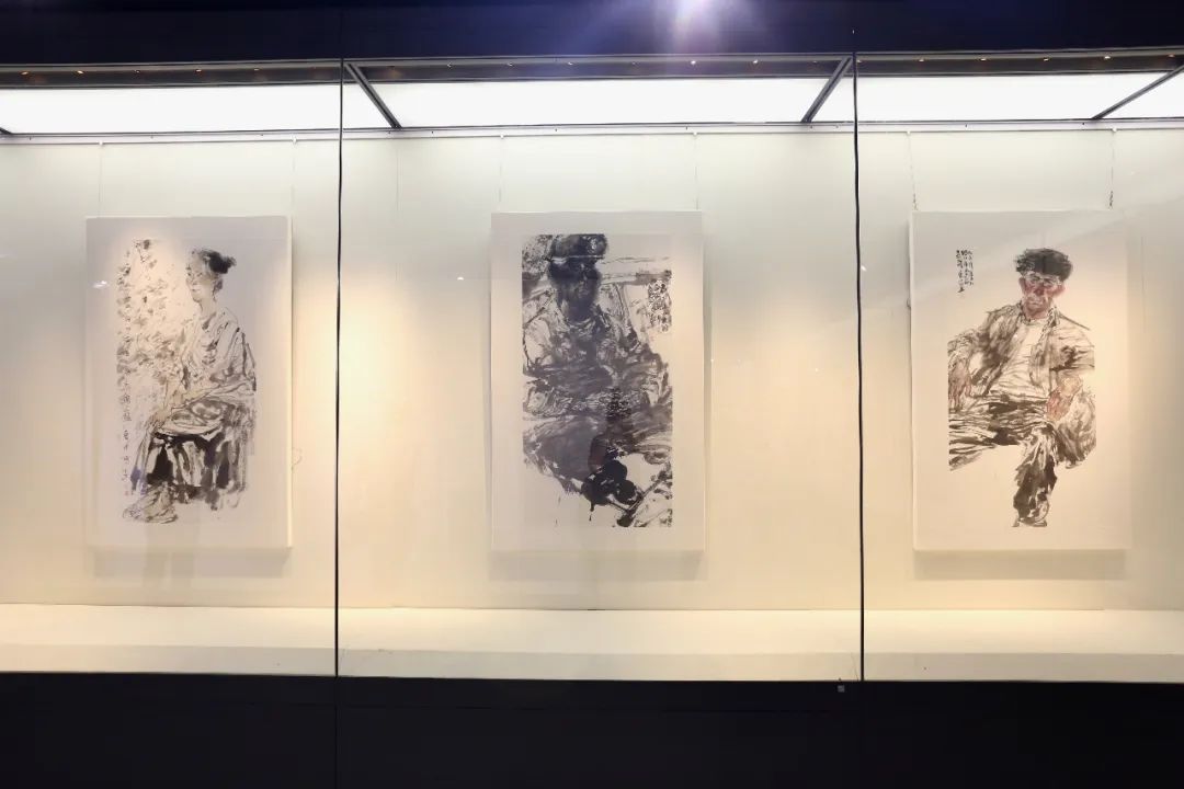 “任惠中中国人物画作品展览暨写生讲座活动”在天津举行，50余件作品呈现“象外之境”