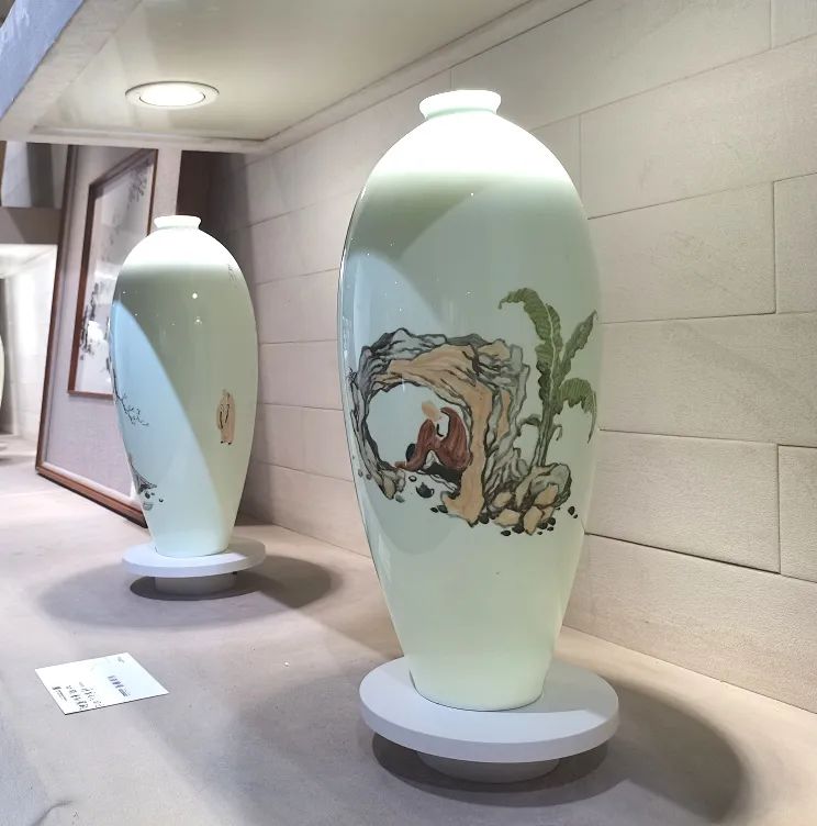 “耘瓷绘境”茶画瓷作品展在淄博华光国瓷文化艺术中心开幕