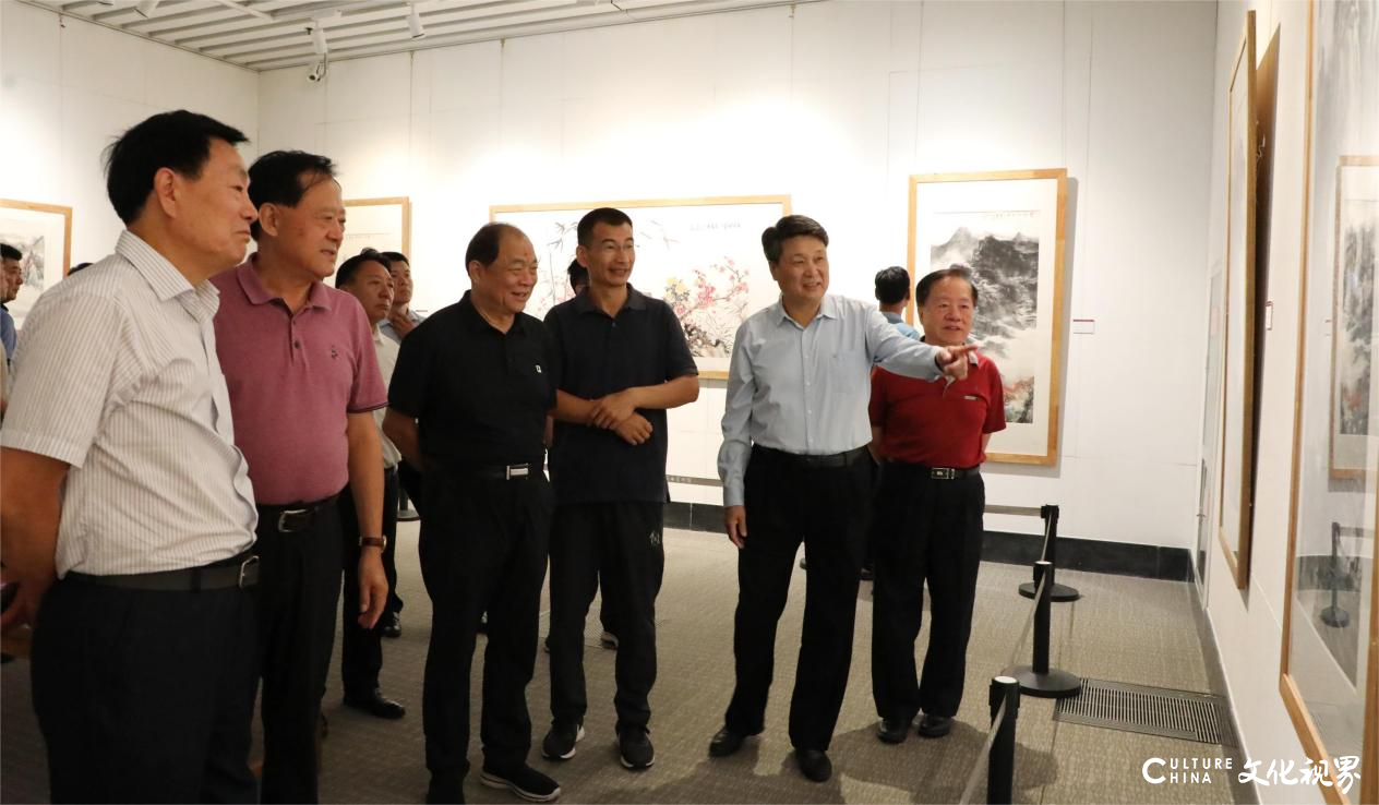“山水之间——姜金军中国画作品展”在威海美术馆开幕
