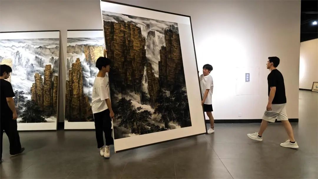 “岁月如歌——旷小津山水画展”将于8月6日在长沙开展