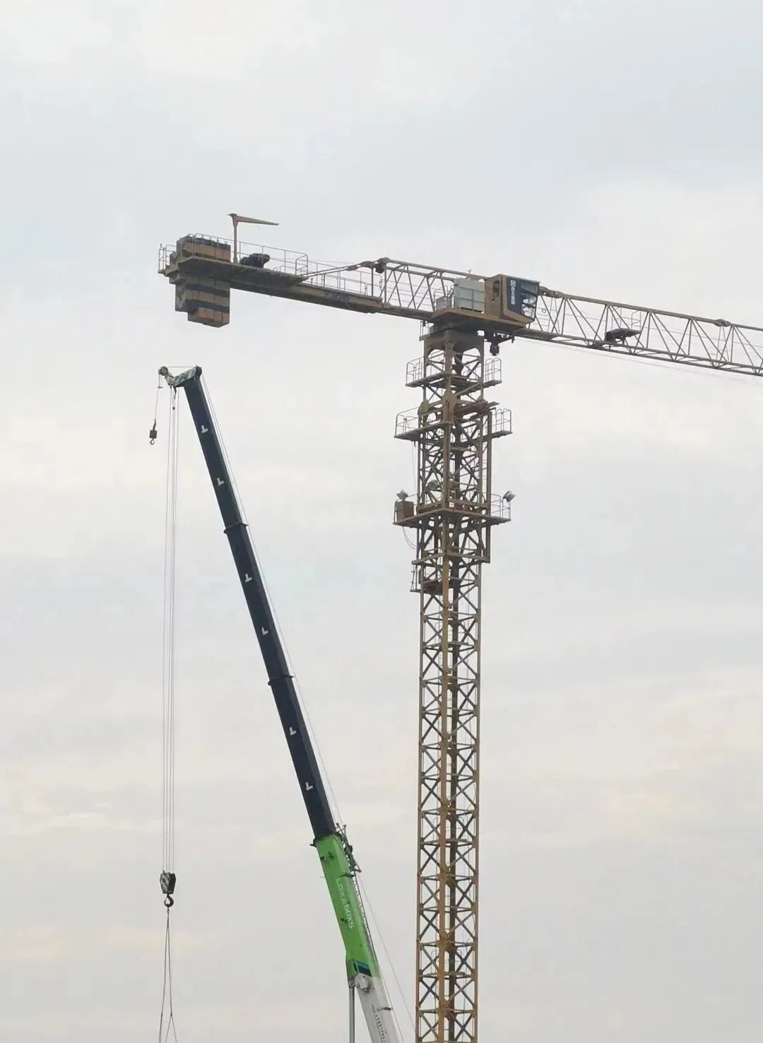 又是福田雷萨起重机！助力国家华北区域应急救援中心建设项目