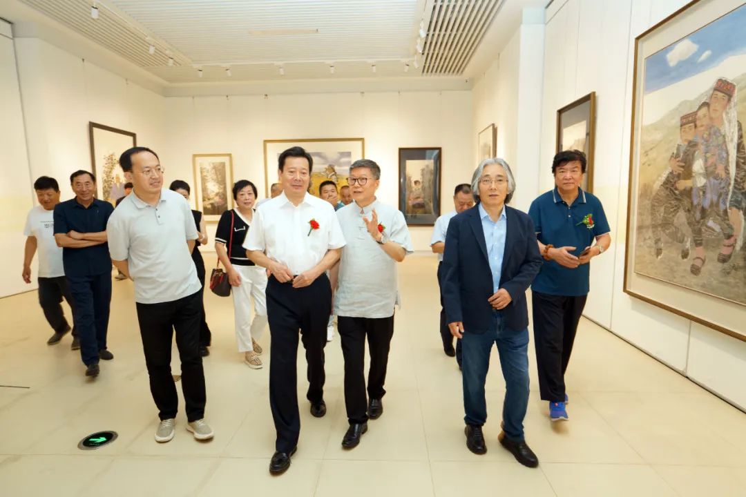 “丝路画语——于文江作品展”在青岛开幕，“一带一路”上的艺术明珠闪耀渤海之滨