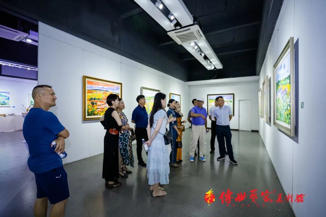 “诗性的乡野——高鸣油画精品展”开幕酒会在厦门举行，鹭岛吹起一股诗性的乡风