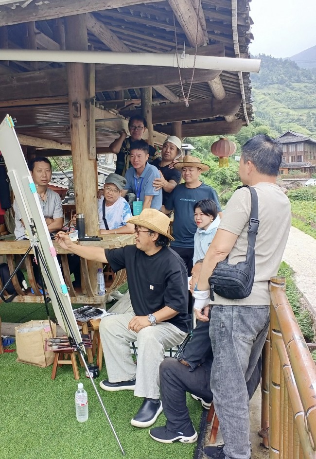 踏遍黔山写浩荡，墨洒盘水生隽永——谌宏微采风山乡巨变，用艺术讲述新时代贵州故事