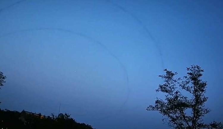 济南七星台六天三次拍到“不明飞行物”事件引发天文爱好者关注，真相是否跟你的猜测一样？