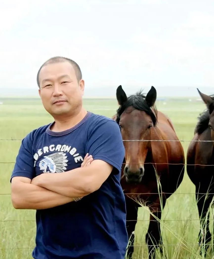 “邑”彩纷呈——李江峰油画艺术暨北京画院李江峰工作室师生油画作品展今日开展