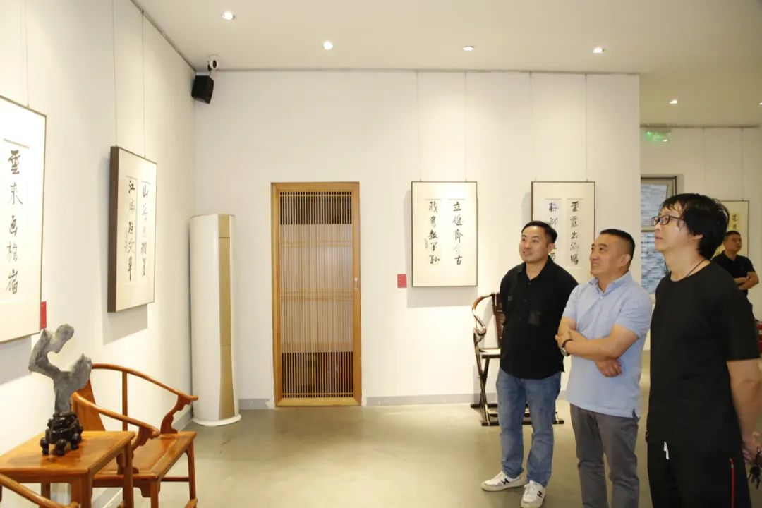 “张望艺术作品展”雅集座谈面面观：什么是新现实主义水墨主张？