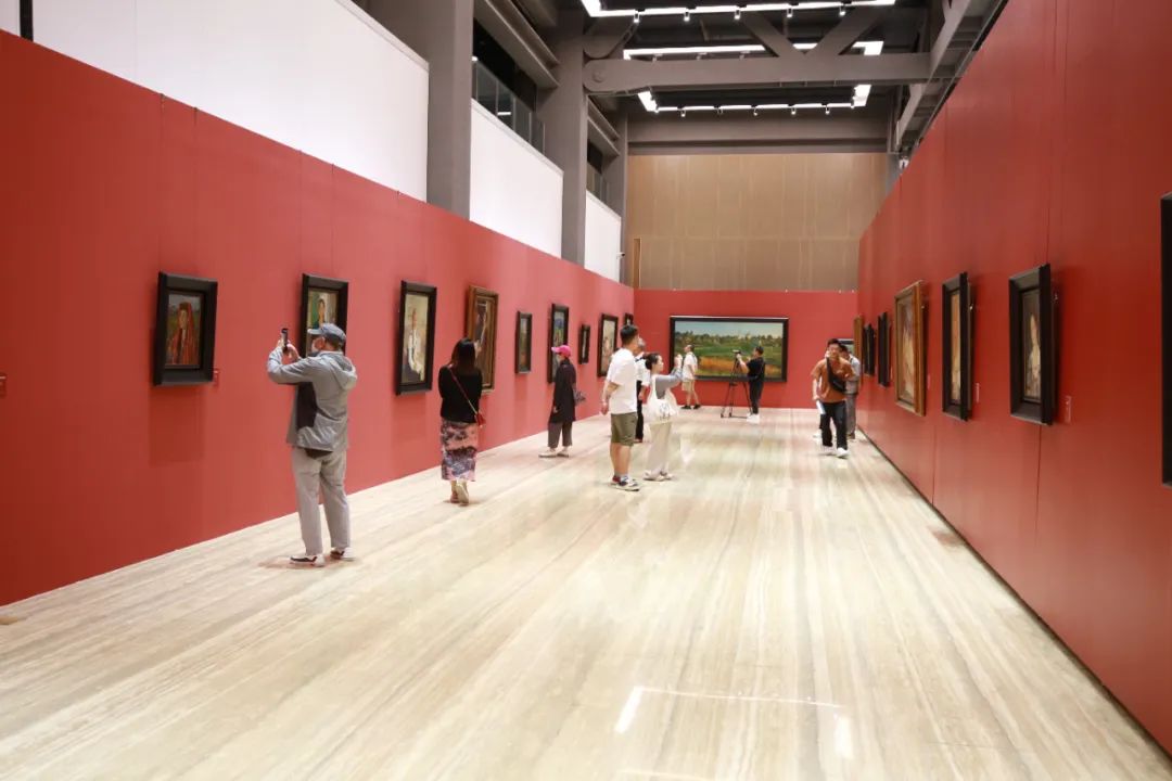 “潘义奎油画展”在中国国家画院开幕