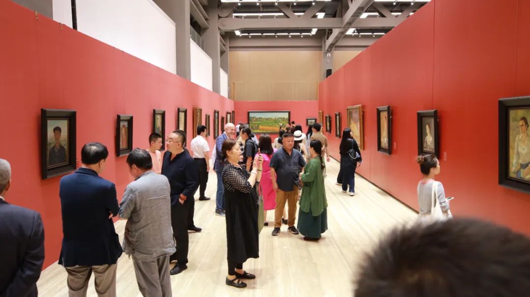 “潘义奎油画展”在中国国家画院开幕