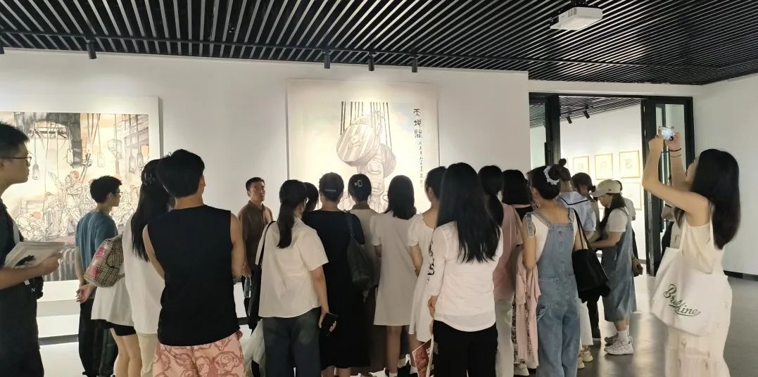 “神气如虹——蔡超中国画作品展”在江西赣州隆重开幕