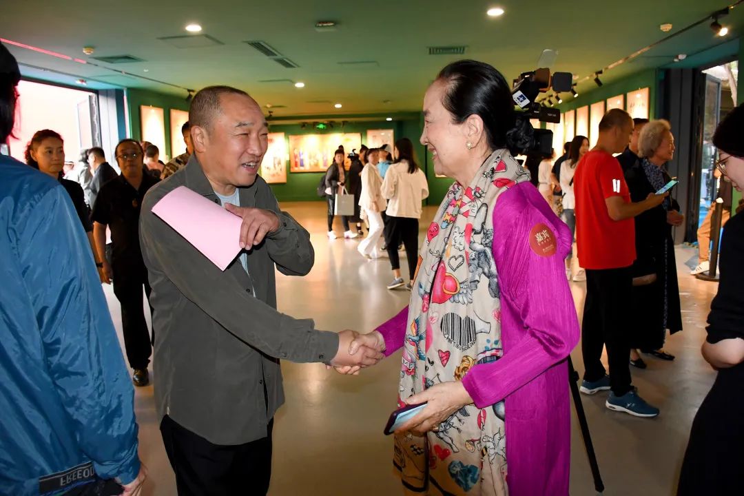 “清风雅韵 月满中秋——艺术家书画作品展暨中秋雅集”在书画频道隆重举行