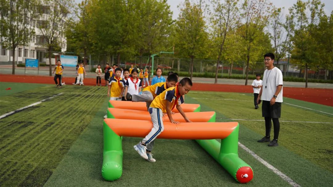 第十二所“歌尔成长驿站”落地潍坊安丘石埠子小学