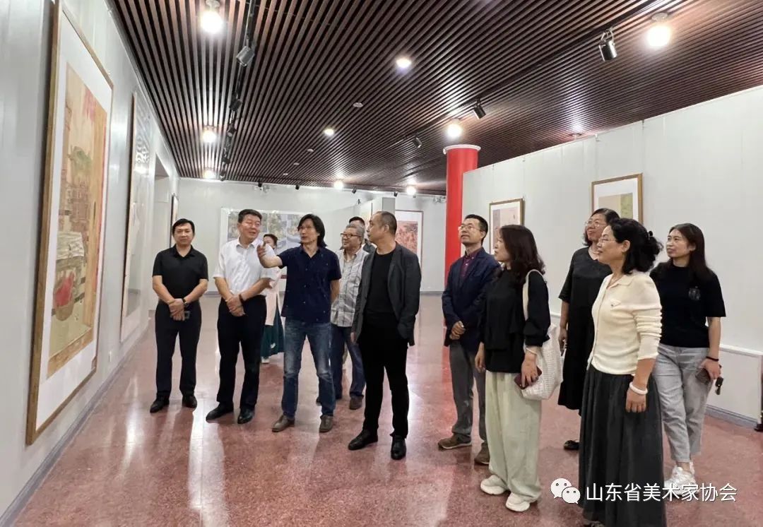 山东省美术家协会赴潍坊高密开展文艺志愿服务及“深扎”调研活动